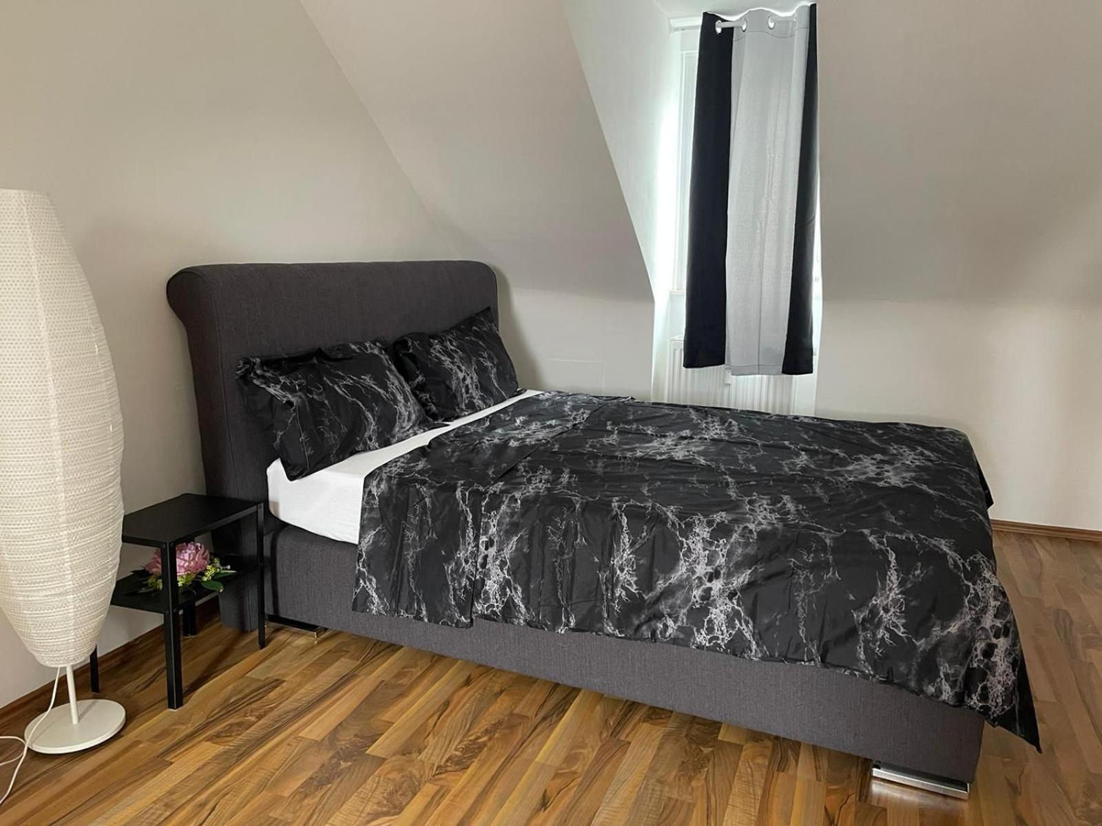 Geraeumige 3-Zimmer-Ferienwohnung Im Herzen Von Kassel Exteriér fotografie