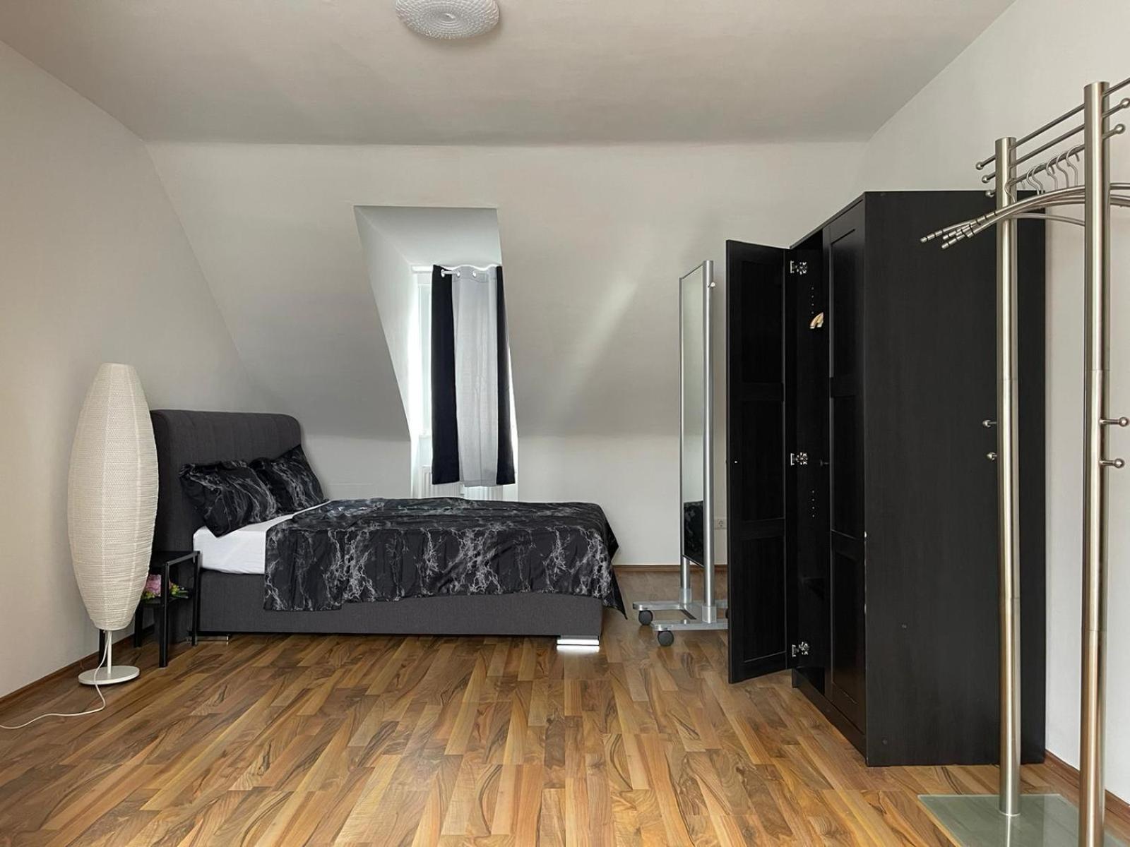 Geraeumige 3-Zimmer-Ferienwohnung Im Herzen Von Kassel Exteriér fotografie