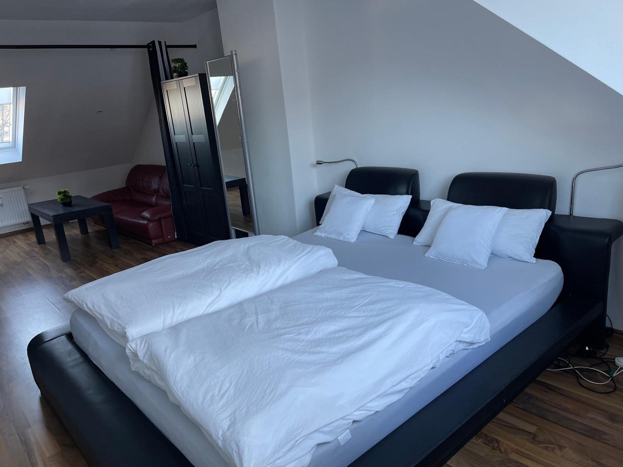 Geraeumige 3-Zimmer-Ferienwohnung Im Herzen Von Kassel Exteriér fotografie